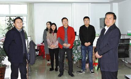 圍繞“四好”農(nóng)村路 當(dāng)好交通排頭兵