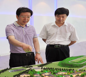 商南：依托大項目  建設大企業  實現大發展